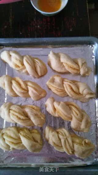 Condensed Milk Twisted Bread recipe