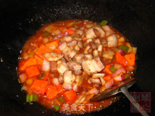 Boiled Crispy Pork with Papaya in Thai Sauce recipe