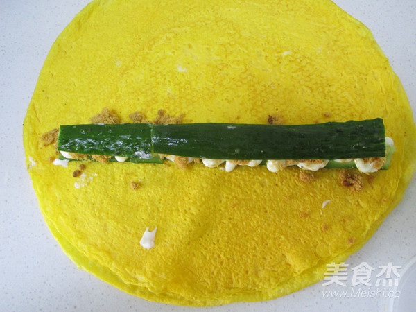 Pork Floss Cucumber Omelet recipe