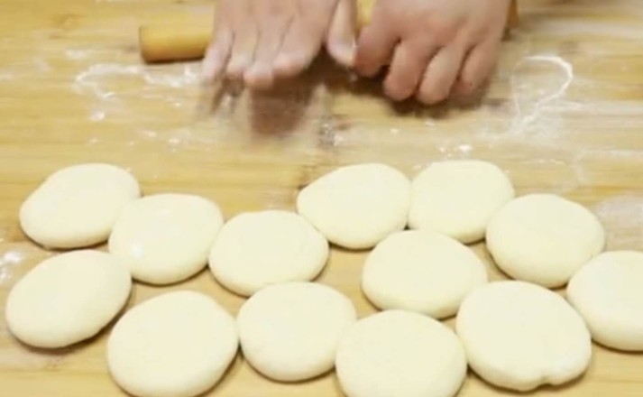 How to Make The Best Steamed Buns? Learn to Do this Wuzhen Powder Buns recipe