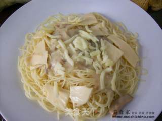 Lazy Way to Eat @@美食简~~ Cheese, Clams, Seafood Pasta recipe