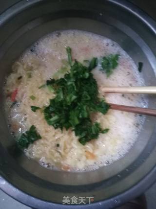 Delicious Instant Noodle Omelette recipe