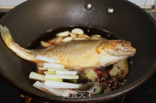 Braised Yellow Croaker recipe