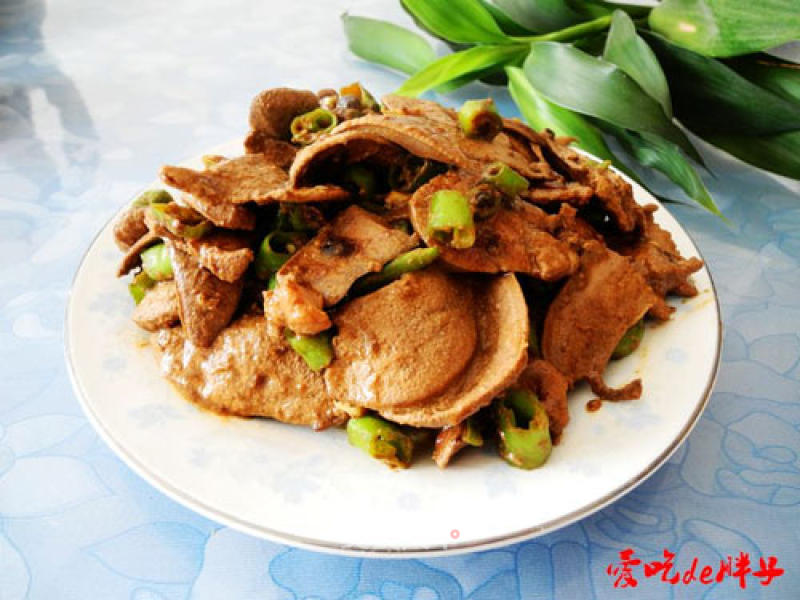 Spicy Fried Pork Liver with Millet recipe