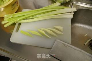 Celery Cuttlefish Ball recipe