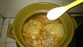 Daylily and Wolfberry Pork Ribs Soup recipe