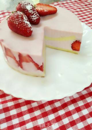 Strawberry Mousse Cake recipe