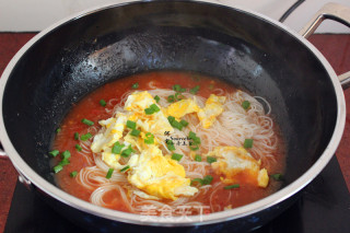 Tomato and Egg Noodles recipe