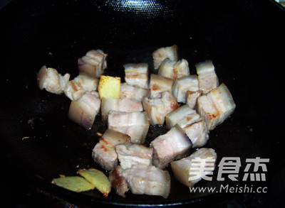 Braised Cuttlefish Head with Pork Belly recipe