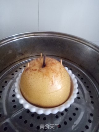 Steamed Pears with Rock Sugar Lily recipe