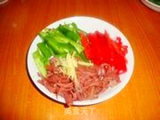 Stir-fried Duck Intestines with Green and Red Pepper recipe