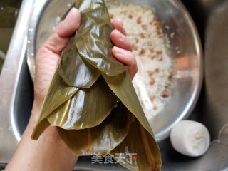 Cantonese Style Egg Yolk and Mushroom Meat Dumplings recipe