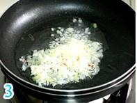 Carrot and Green Cabbage Rice Roll recipe