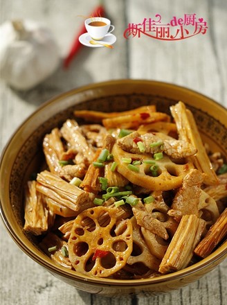 Stir-fried Pork with Spicy Beancurd and Lotus Root recipe