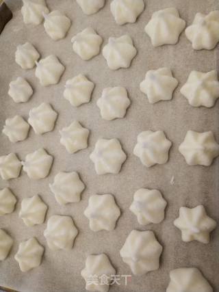 Baby Meringue (less Sugar Version) recipe