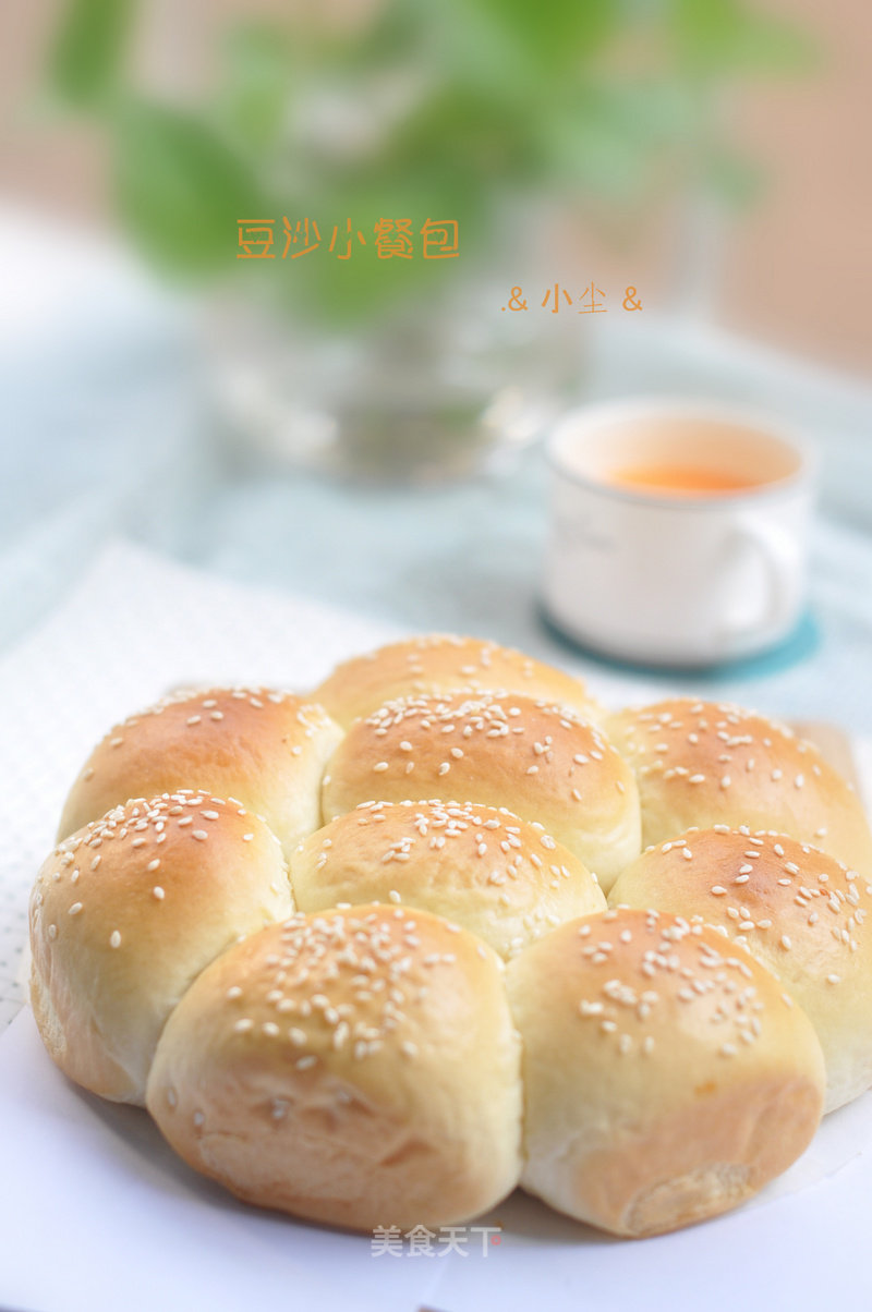 Bean Paste Meal Buns recipe