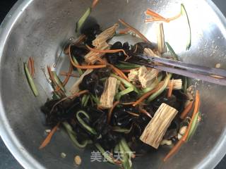 #凉饭菜#yuba Mixed with Fungus recipe