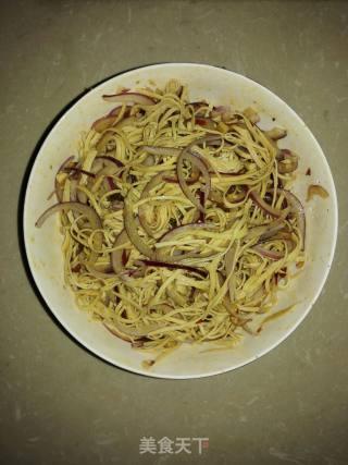 Scallions Mixed with Dried Tofu Shreds recipe