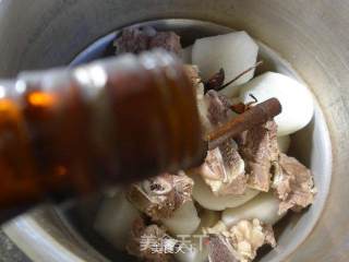 Steak Ribs and Radish Soup recipe