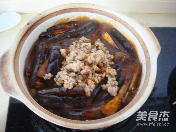Eggplant Claypot with Minced Meat recipe