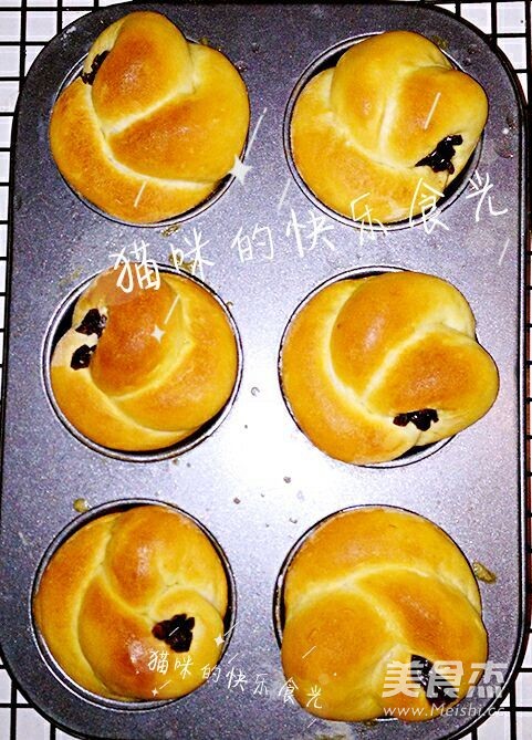 Rose Buns recipe