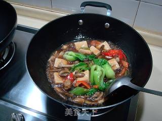 Vegetarian Tofu with Mixed Mushrooms recipe