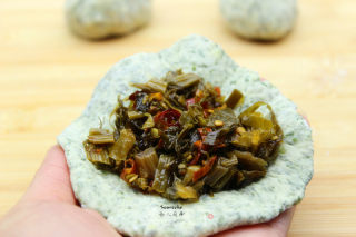 #春食野菜香# Aiqing Pickled Cabbage Fried Dumplings recipe