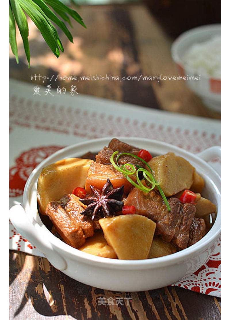 Which One is Better, Meat or Taro?-braised Pork with Taro recipe