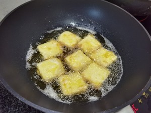 Stir-fried Tofu with Sauce recipe