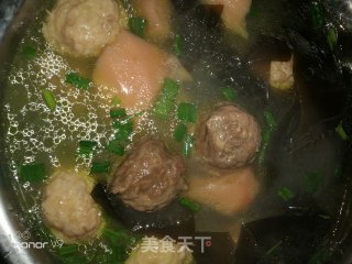 Lotus Root Seaweed Soup with Meatballs recipe