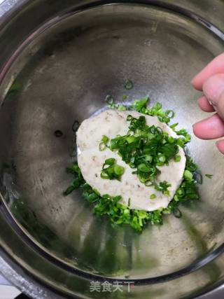 Scallion Soda Crackers recipe