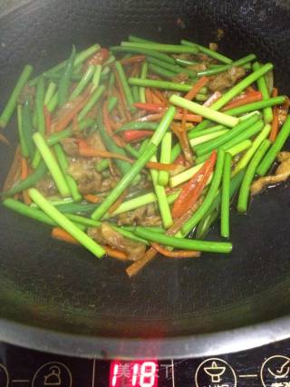 Stir-fried Shredded Pork with Garlic Moss recipe