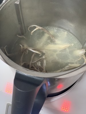 Duck Tongue with Sauce recipe