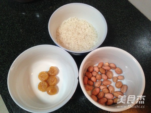 Sea Cucumber and Peanut Congee recipe