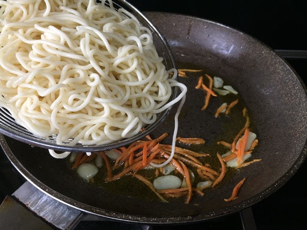 Spicy Oil Noodles recipe