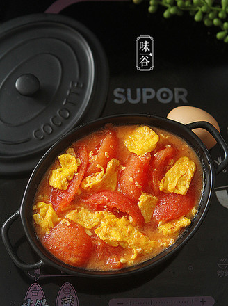 Tomato Scrambled Eggs recipe