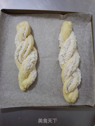 #四session Baking Contest and is Love to Eat Festival# Coconut Milk Twist Buns recipe