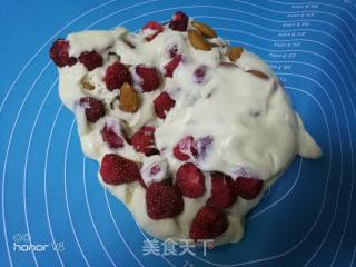 Dried Strawberry Almond Nougat recipe