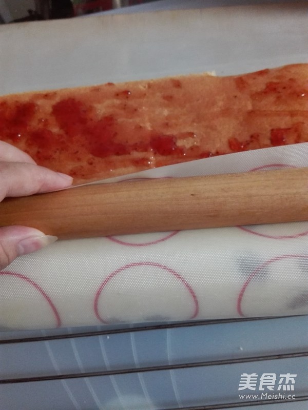 Grape Jam Cake Roll recipe