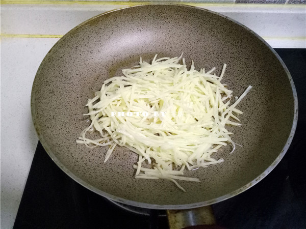 Pan-fried Potato Shreds recipe