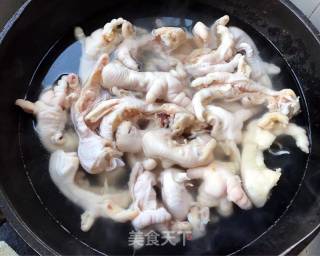 Spicy Boneless Chicken Feet recipe