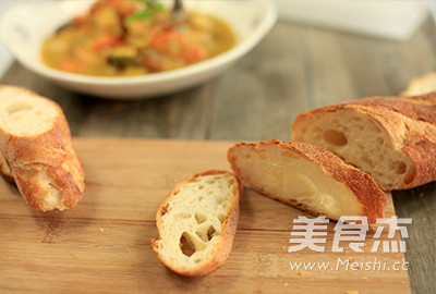 Thai Curry Prawns with French Loaf recipe