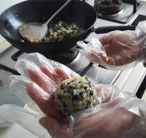 Seaweed Vegetable Rice Ball recipe