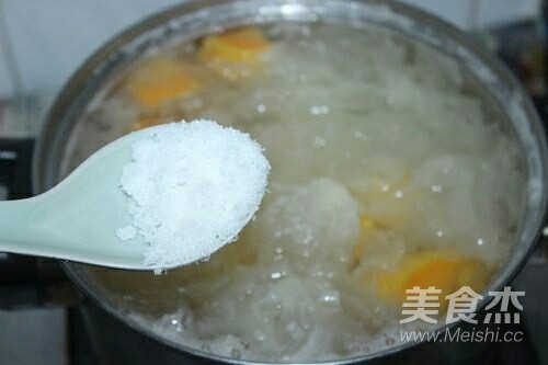 Sweet Potato Tremella Soup recipe