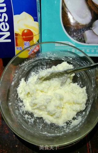 Light Cream Coconut Bread recipe