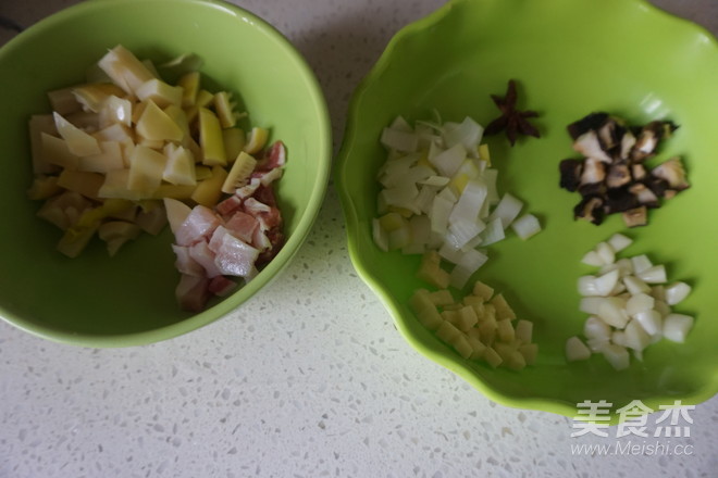 Qingming Spring Bamboo Shoots Roasted Sea Bass recipe