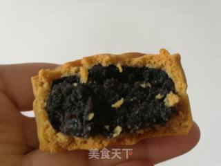 Black Sesame Egg Yolk Mooncake recipe