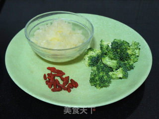 White Ear Broccoli recipe