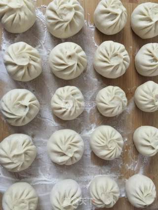 Parsley Pork Bun recipe