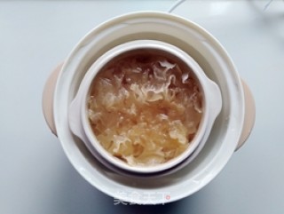Tremella Coix Seed Potato Soup recipe